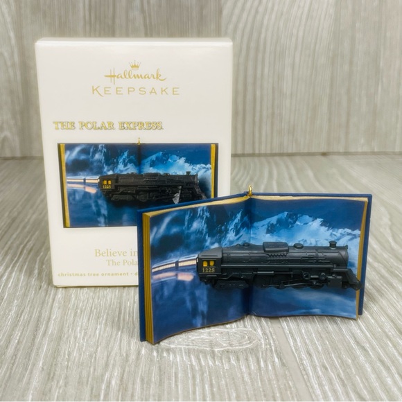 Hallmark Keepsake Ornament 2012 The Polar Express Believe in the Magic train - Picture 1 of 8